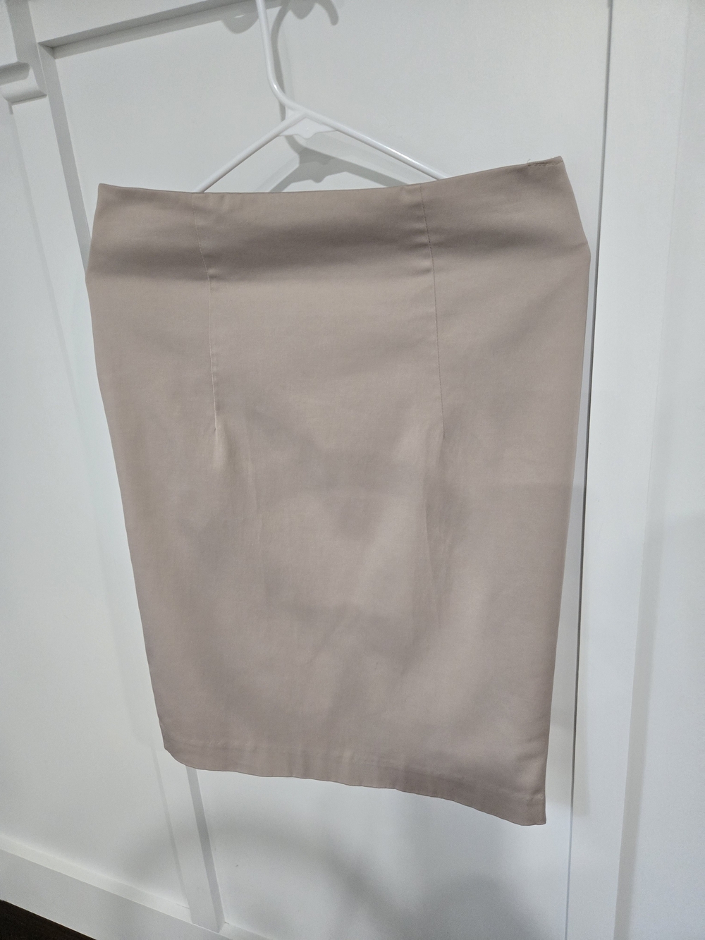 Women's Beige Pencil Skirt - Classic Office Style